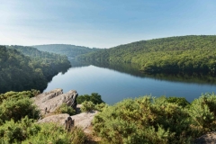 France, Morbihan (56), Saint-Aignan, Lac de Guerledan et foret de Quenecan